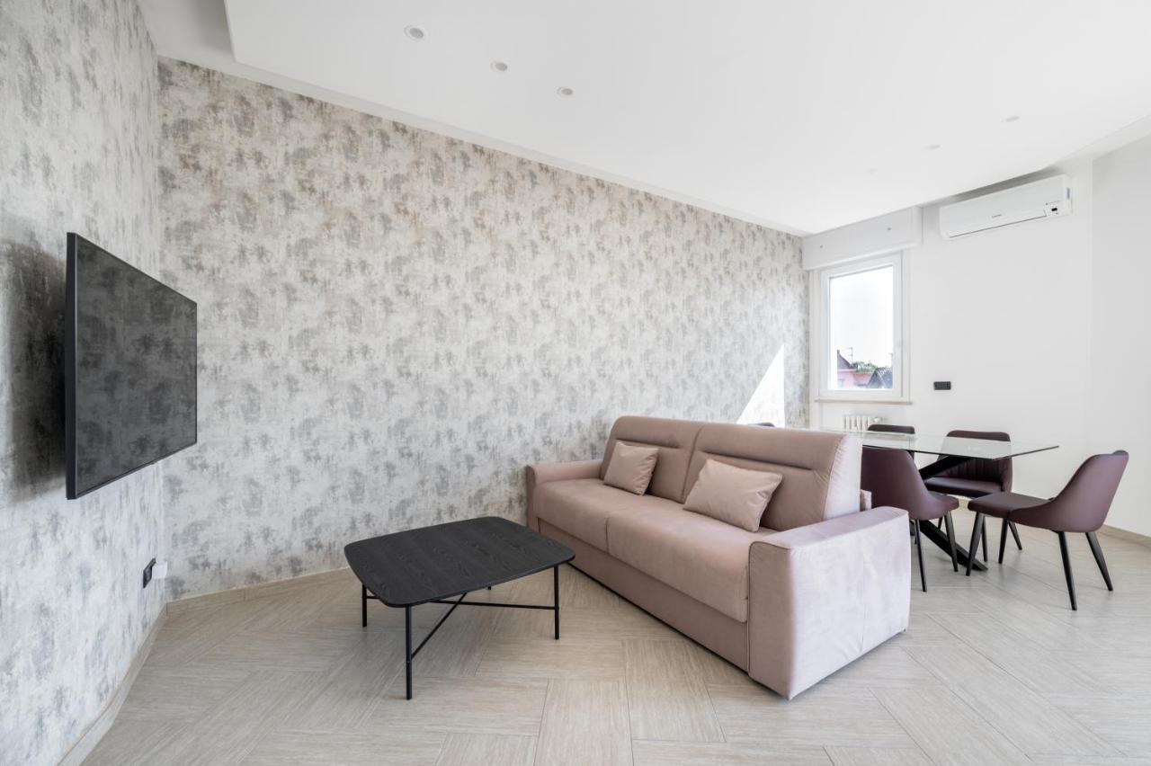 Resp Suites ノヴァーラ エクステリア 写真
